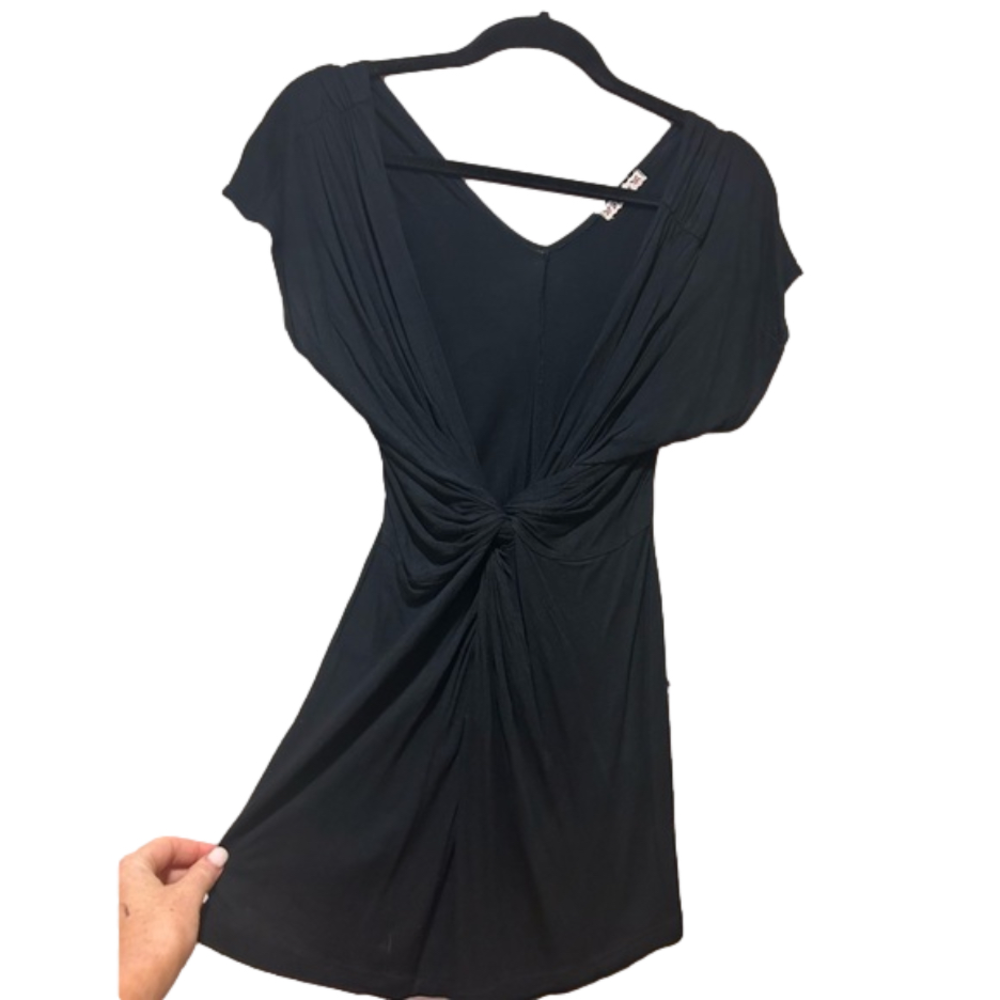 Vintage Black Low cut Cinch Top